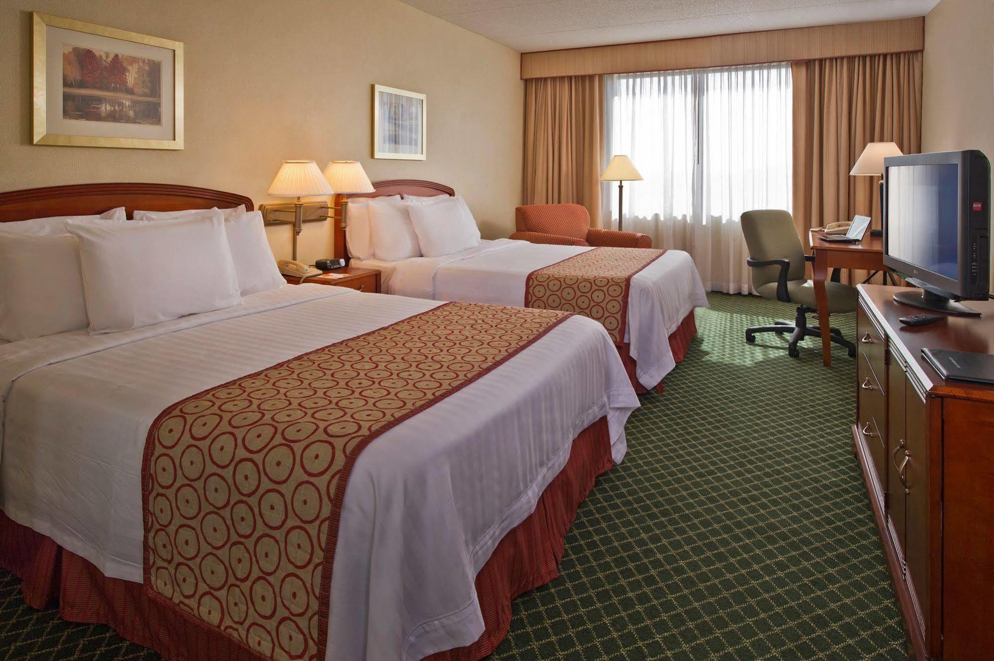 Courtyard Long Island Macarthur Airport Ronkonkoma Room photo